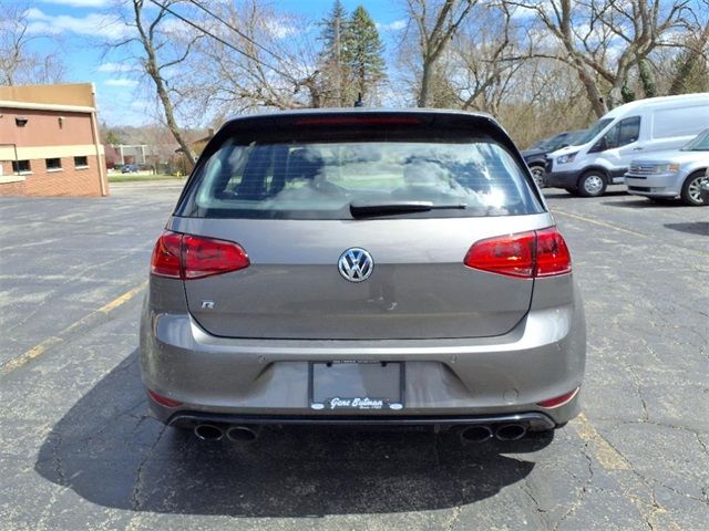 2017 Volkswagen Golf R Base