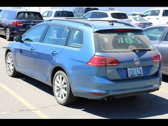 2017 Volkswagen Golf SportWagen SE