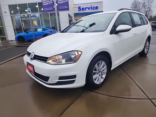 2017 Volkswagen Golf SportWagen S