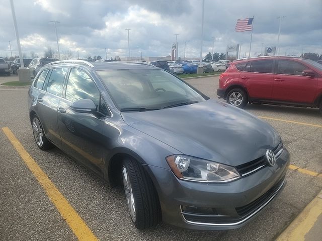 2017 Volkswagen Golf SportWagen 