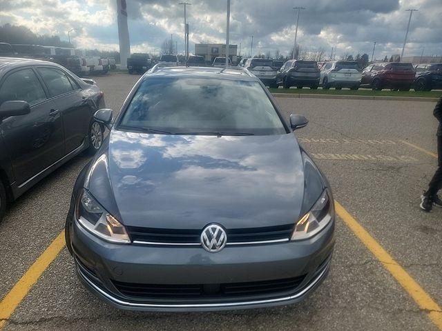 2017 Volkswagen Golf SportWagen 