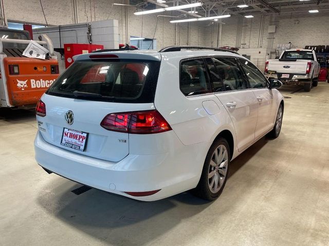 2017 Volkswagen Golf SportWagen SE