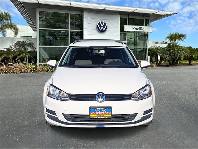 2017 Volkswagen Golf SportWagen S