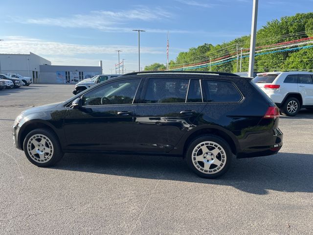 2017 Volkswagen Golf SportWagen S