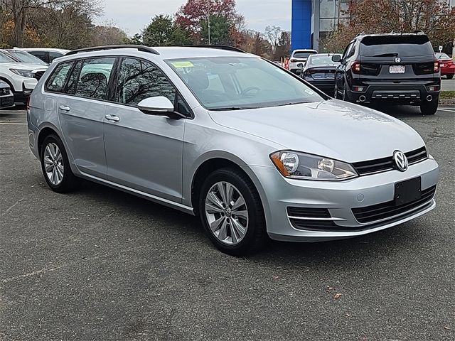 2017 Volkswagen Golf SportWagen S