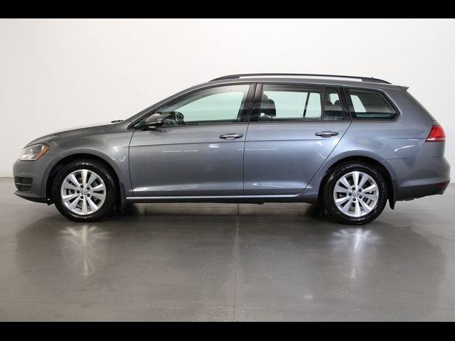 2017 Volkswagen Golf SportWagen S