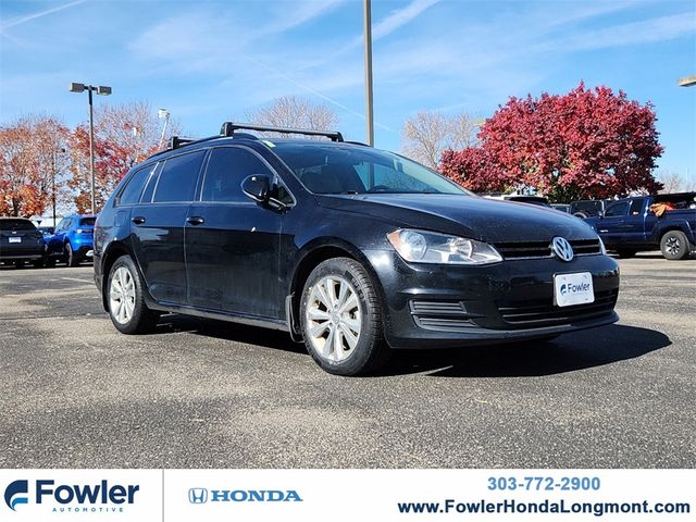 2017 Volkswagen Golf SportWagen S