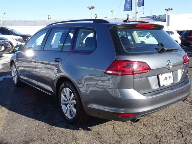 2017 Volkswagen Golf SportWagen S