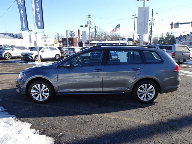 2017 Volkswagen Golf SportWagen S