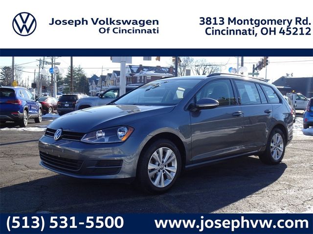 2017 Volkswagen Golf SportWagen S