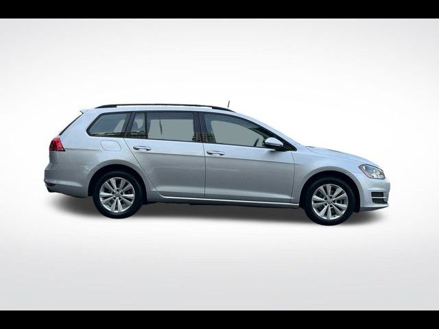 2017 Volkswagen Golf SportWagen S