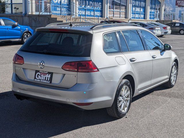 2017 Volkswagen Golf SportWagen S