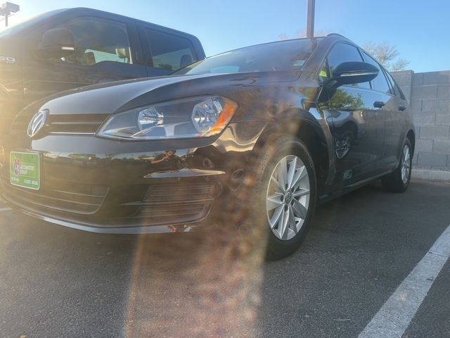 2017 Volkswagen Golf SportWagen S