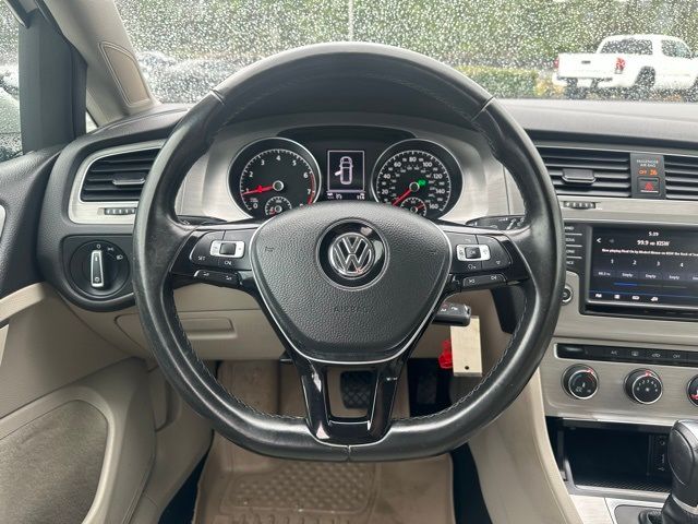 2017 Volkswagen Golf SportWagen S