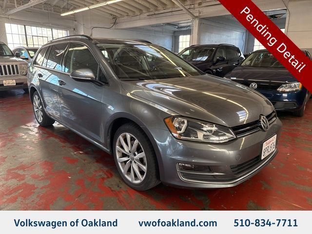 2017 Volkswagen Golf SportWagen S