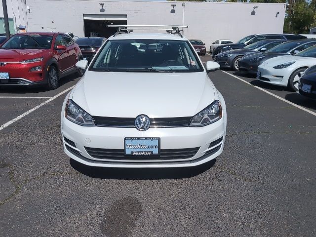 2017 Volkswagen Golf SportWagen S