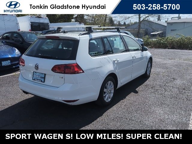 2017 Volkswagen Golf SportWagen S