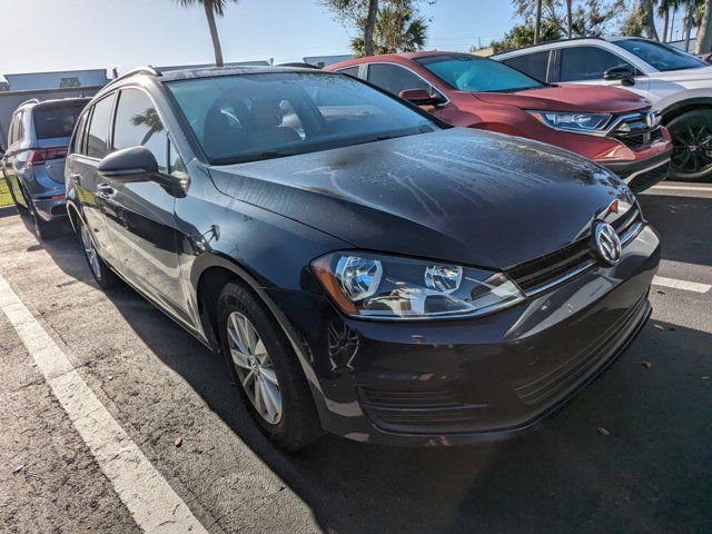 2017 Volkswagen Golf SportWagen S