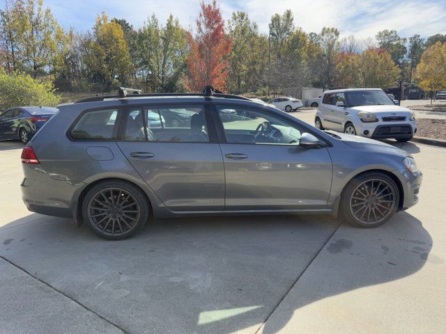 2017 Volkswagen Golf SportWagen S