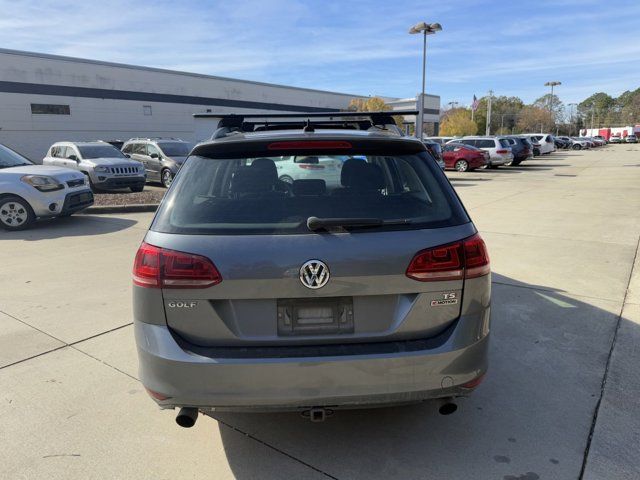 2017 Volkswagen Golf SportWagen S