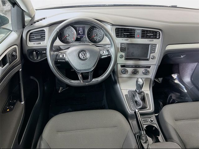 2017 Volkswagen Golf SportWagen S