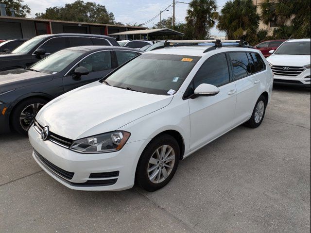 2017 Volkswagen Golf SportWagen SE