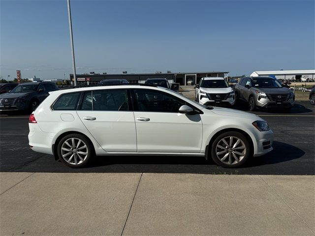 2017 Volkswagen Golf SportWagen SE