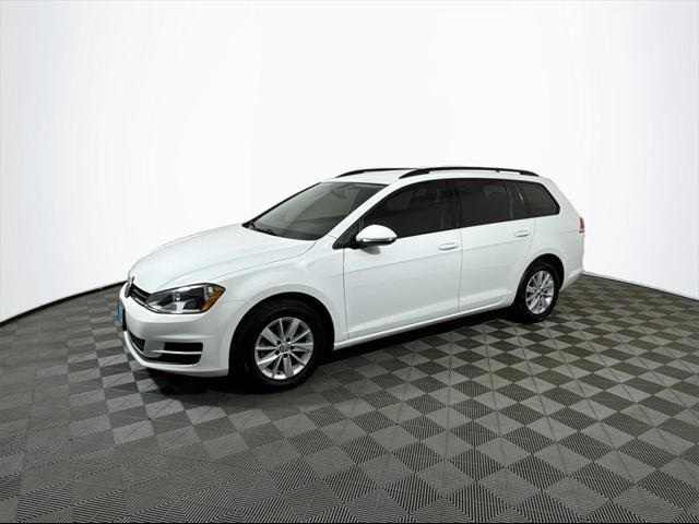 2017 Volkswagen Golf SportWagen S