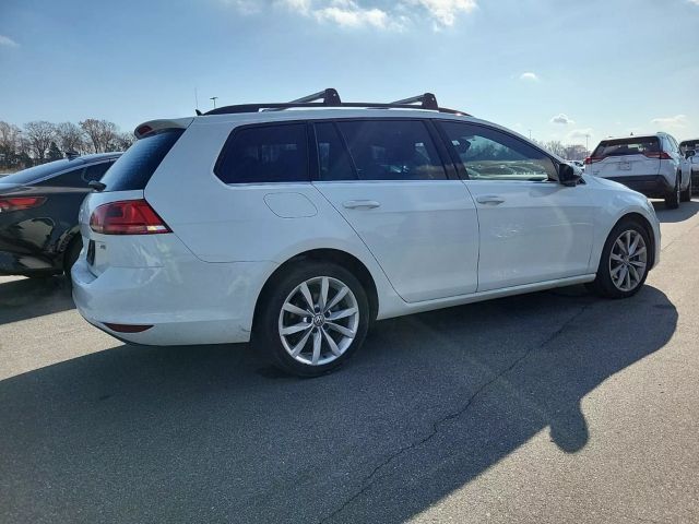 2017 Volkswagen Golf SportWagen SE