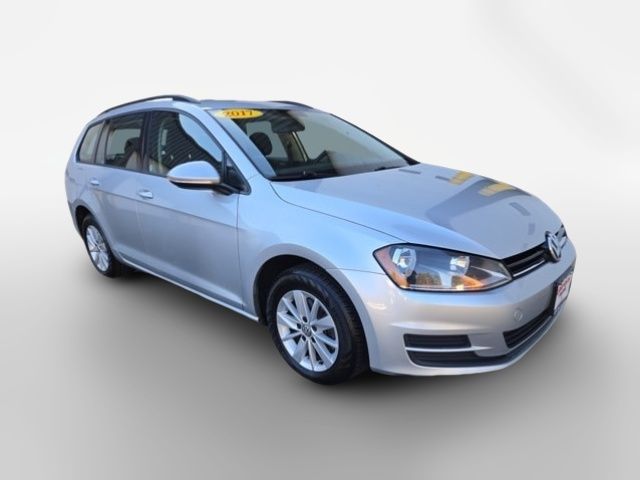 2017 Volkswagen Golf SportWagen SE