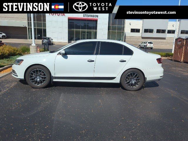 2017 Volkswagen Jetta 1.8T SEL