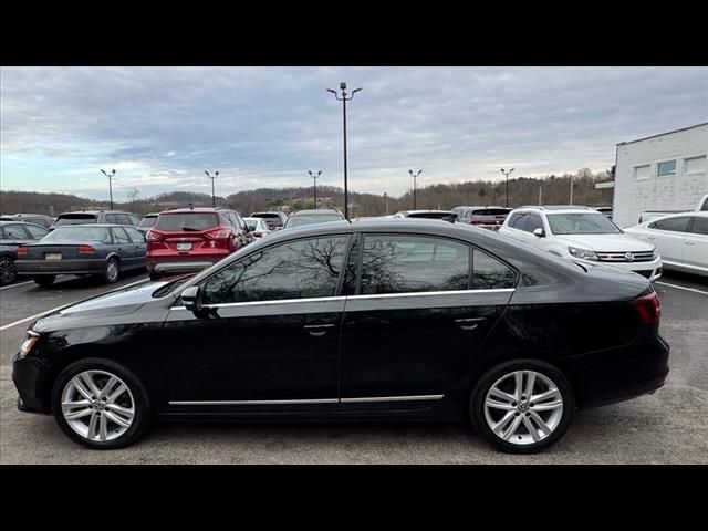 2017 Volkswagen Jetta 1.8T SEL