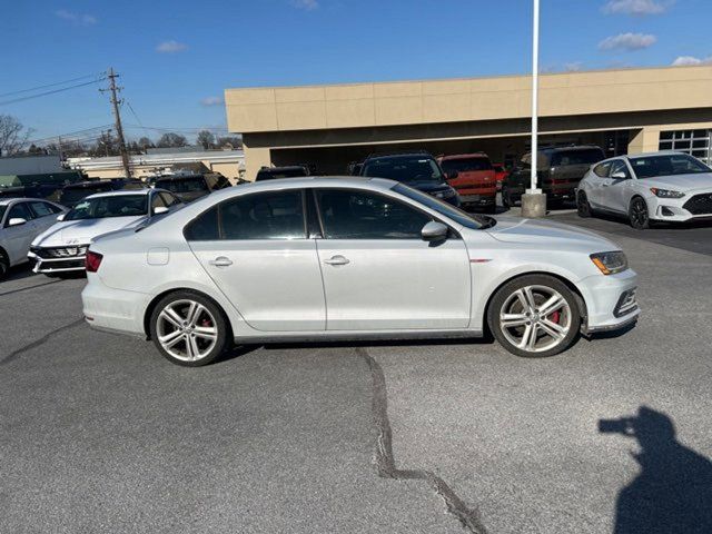 2017 Volkswagen Jetta GLI