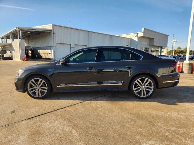 2017 Volkswagen Passat R-Line Comfort