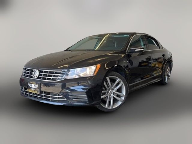 2017 Volkswagen Passat R-Line Comfort