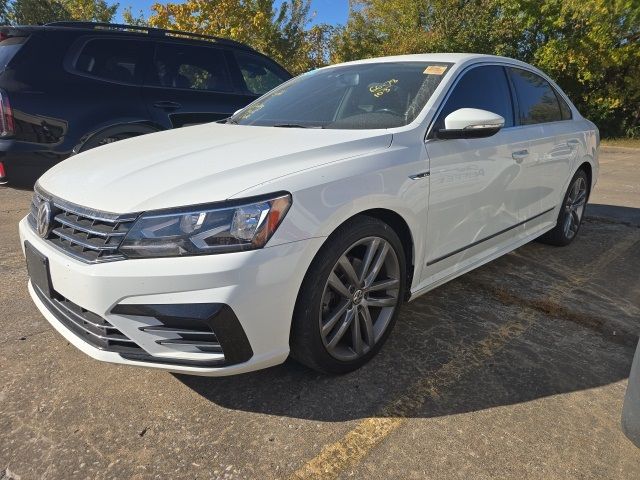 2017 Volkswagen Passat R-Line Comfort