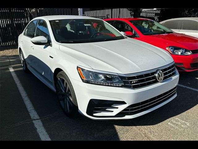 2017 Volkswagen Passat R-Line Comfort