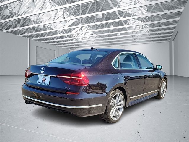 2017 Volkswagen Passat R-Line Comfort