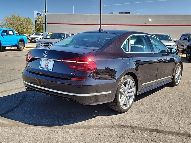 2017 Volkswagen Passat R-Line Comfort