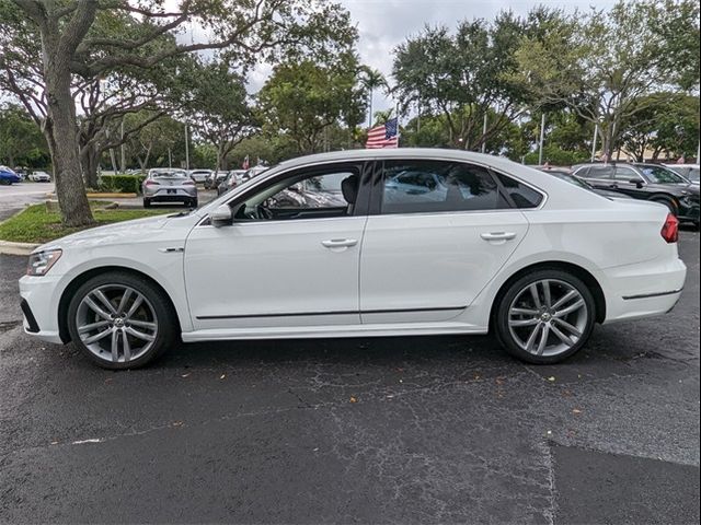 2017 Volkswagen Passat R-Line Comfort