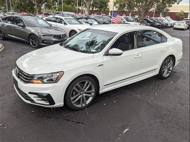 2017 Volkswagen Passat R-Line Comfort