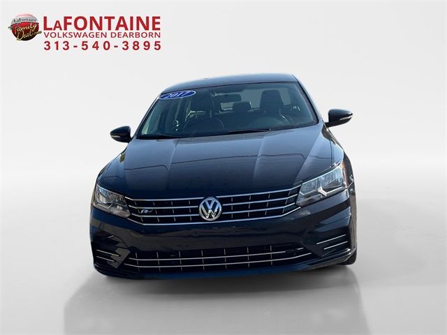 2017 Volkswagen Passat R-Line Comfort