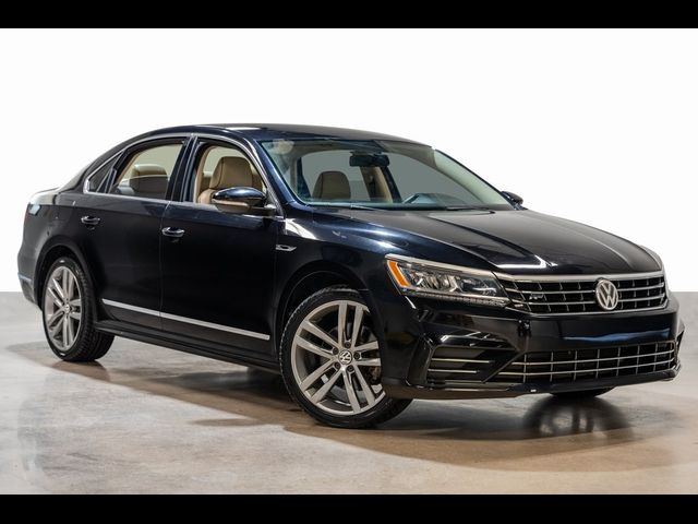 2017 Volkswagen Passat R-Line Comfort