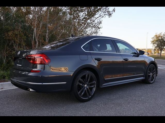 2017 Volkswagen Passat R-Line Comfort