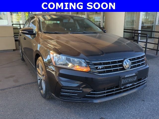 2017 Volkswagen Passat R-Line Comfort