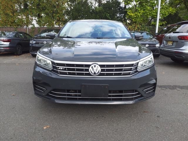 2017 Volkswagen Passat R-Line Comfort