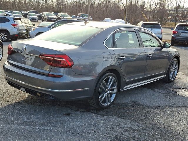 2017 Volkswagen Passat R-Line Comfort