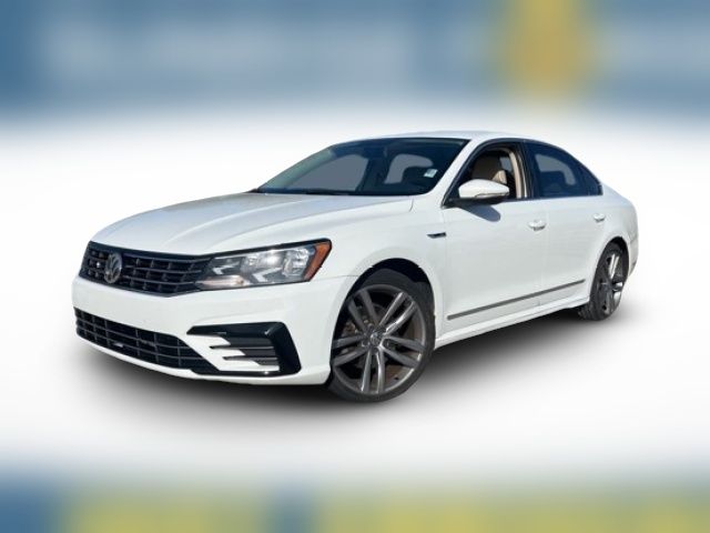 2017 Volkswagen Passat R-Line Comfort