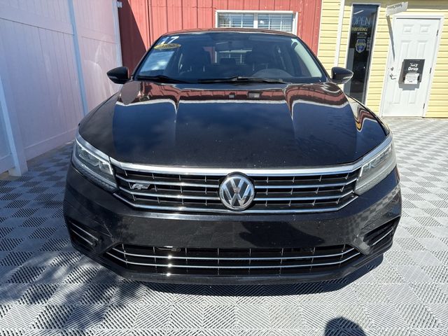 2017 Volkswagen Passat R-Line Comfort