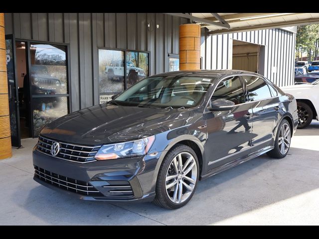 2017 Volkswagen Passat R-Line Comfort